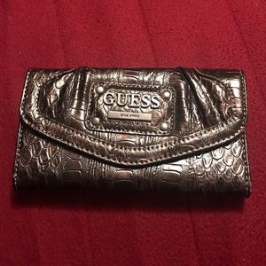 Guess wallet